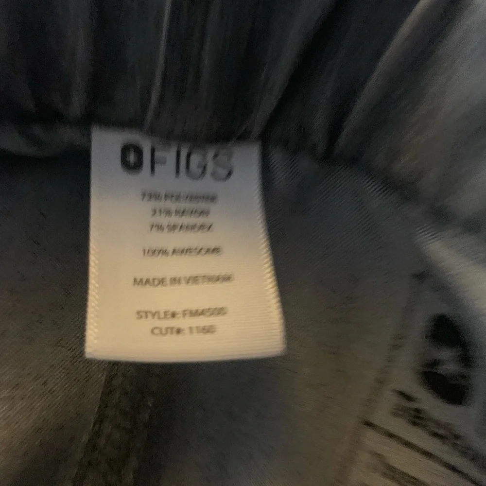 Figs technical collection scrubs